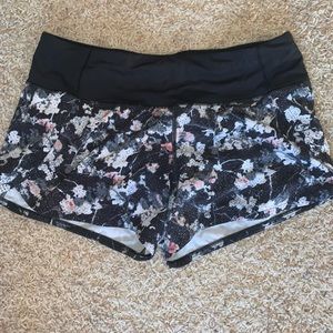 Lululemon speed up shorts size 6
